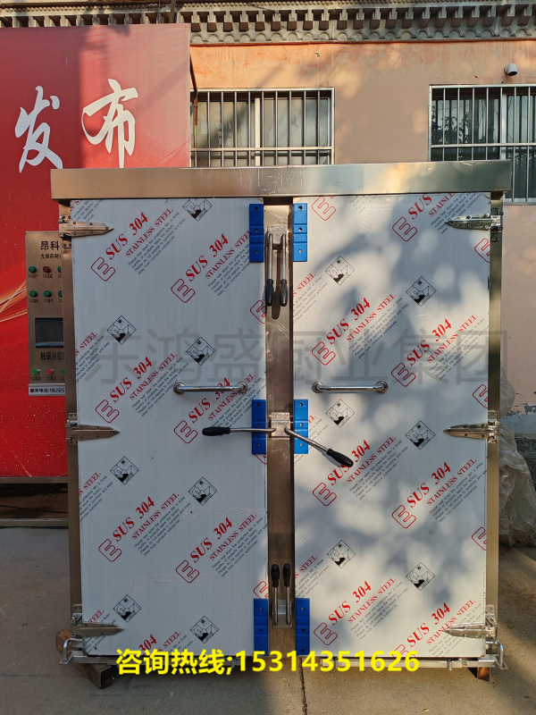 用蒸房来进行药材蒸制，让药材充分保留药效